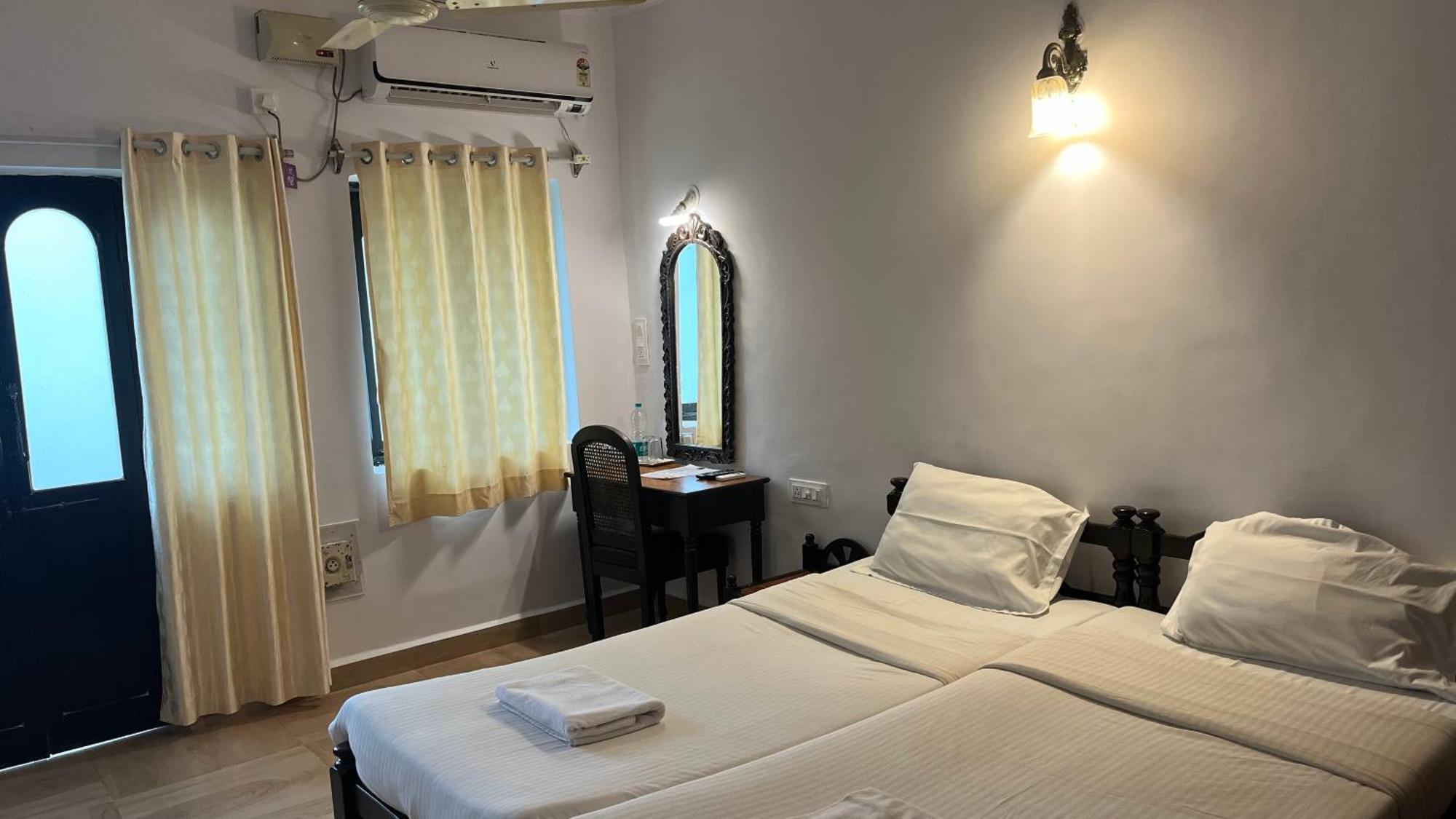 La Petite Guest House Богмало Экстерьер фото